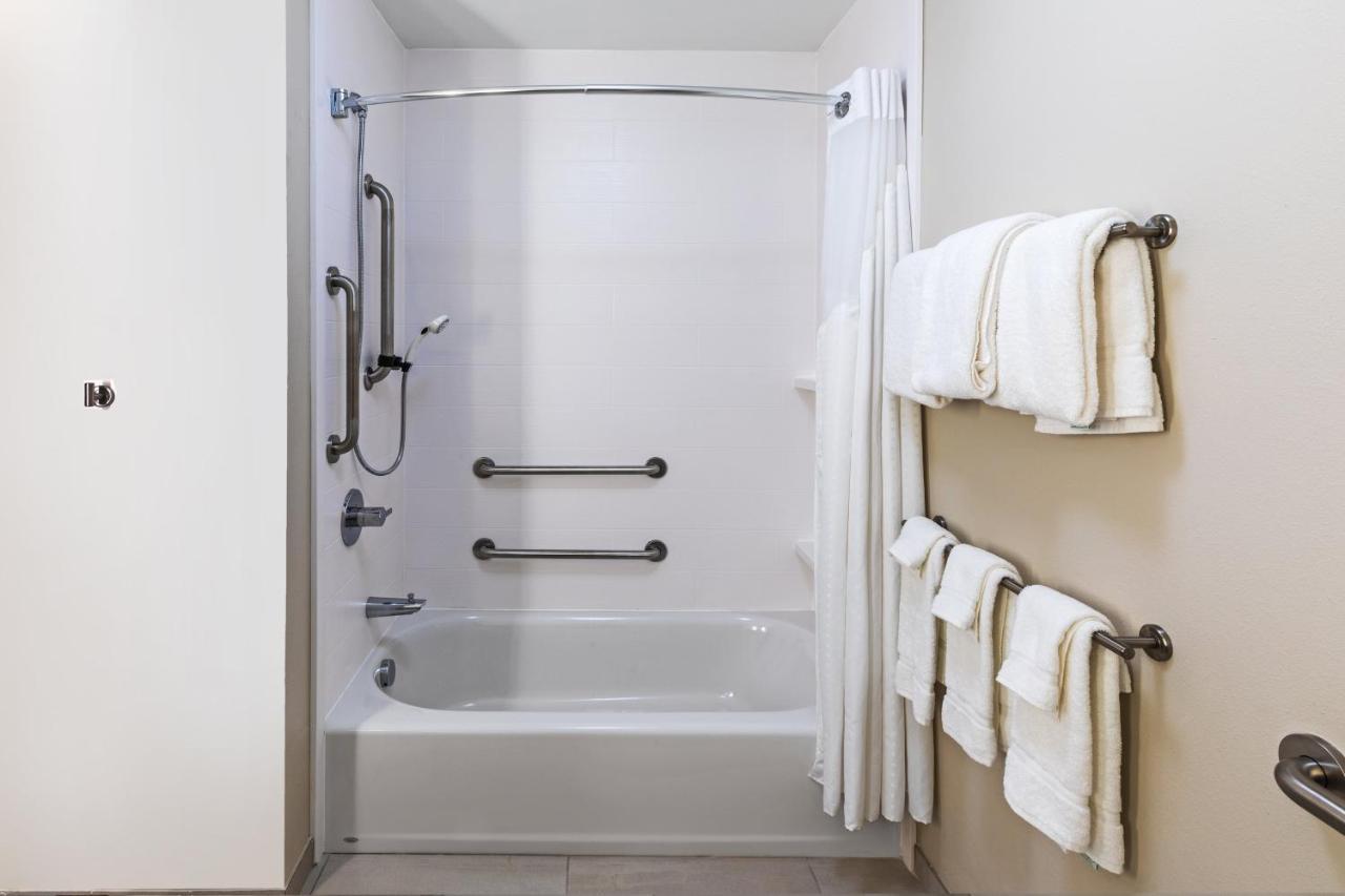 Holiday Inn Express & Suites Purcell By Ihg Εξωτερικό φωτογραφία